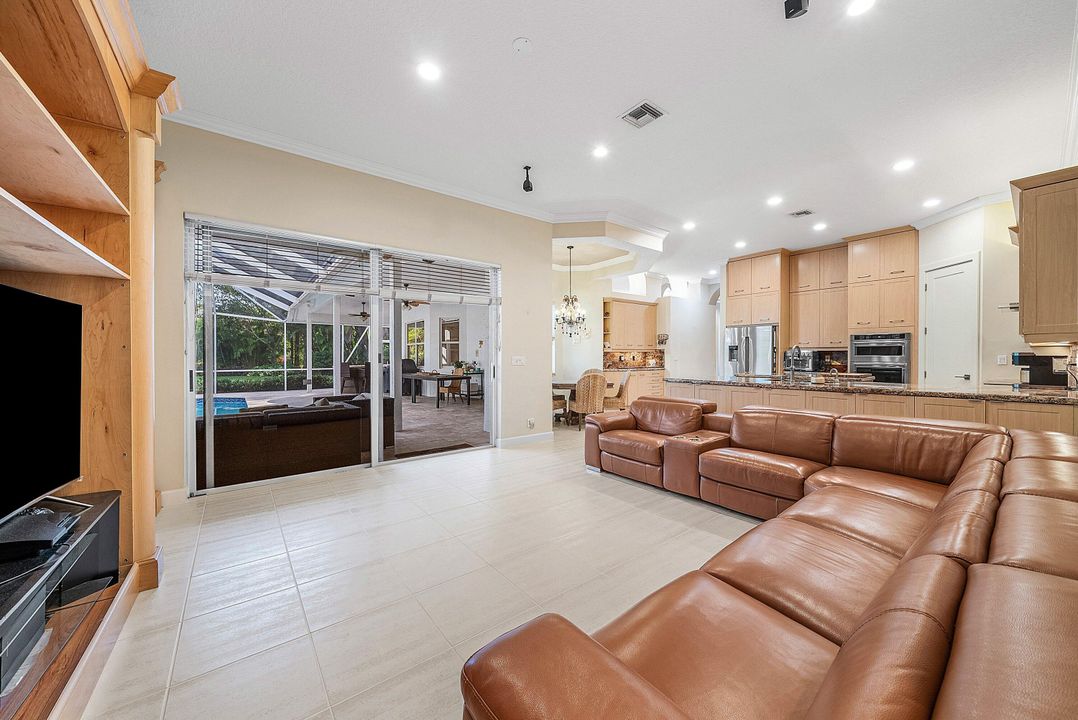 For Sale: $1,595,000 (4 beds, 3 baths, 3815 Square Feet)