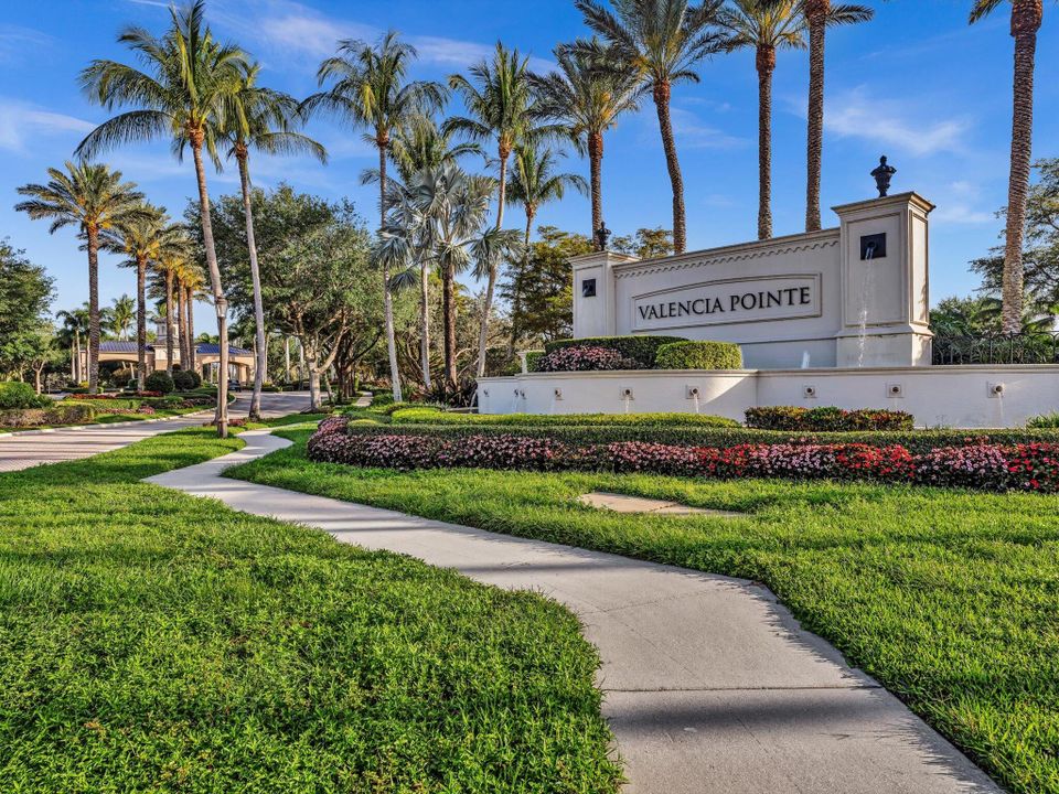 For Sale: $820,000 (3 beds, 2 baths, 2744 Square Feet)