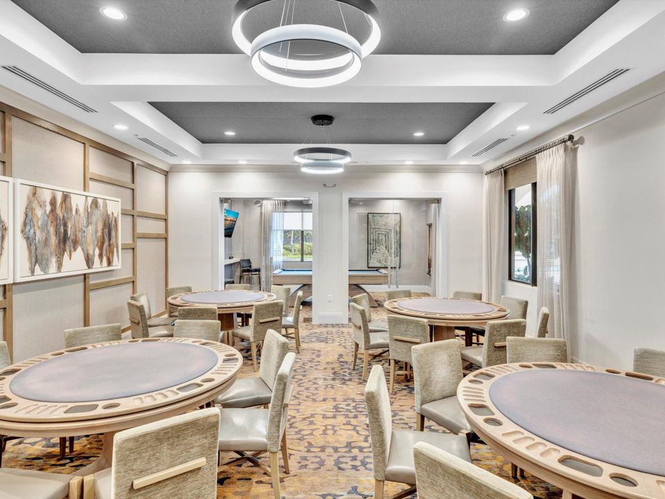 For Sale: $820,000 (3 beds, 2 baths, 2744 Square Feet)