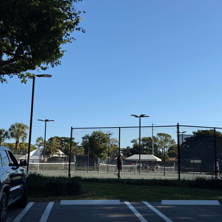 待售: $259,000 (2 贝兹, 2 浴室, 1188 平方英尺)