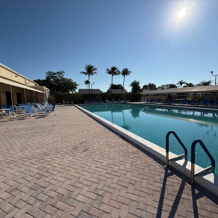 待售: $259,000 (2 贝兹, 2 浴室, 1188 平方英尺)