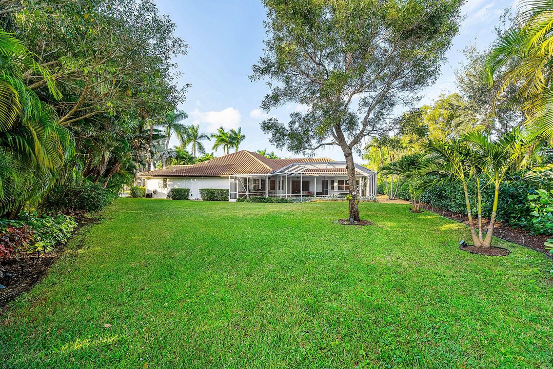 For Sale: $1,595,000 (4 beds, 3 baths, 3815 Square Feet)