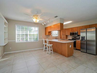 For Sale: $415,000 (3 beds, 2 baths, 1850 Square Feet)