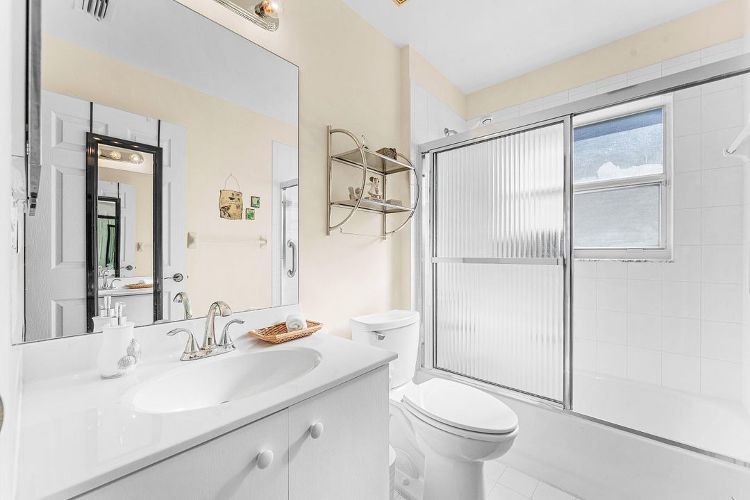 For Sale: $379,000 (3 beds, 2 baths, 1726 Square Feet)