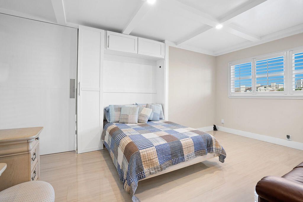 待售: $445,000 (2 贝兹, 2 浴室, 1010 平方英尺)