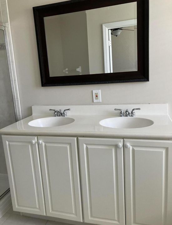 En Renta: $3,200 (3 camas, 2 baños, 1876 Pies cuadrados)