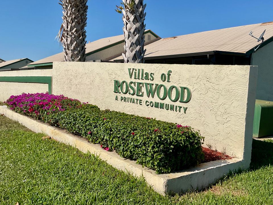 For Rent: $1,750 (3 beds, 2 baths, 1062 Square Feet)