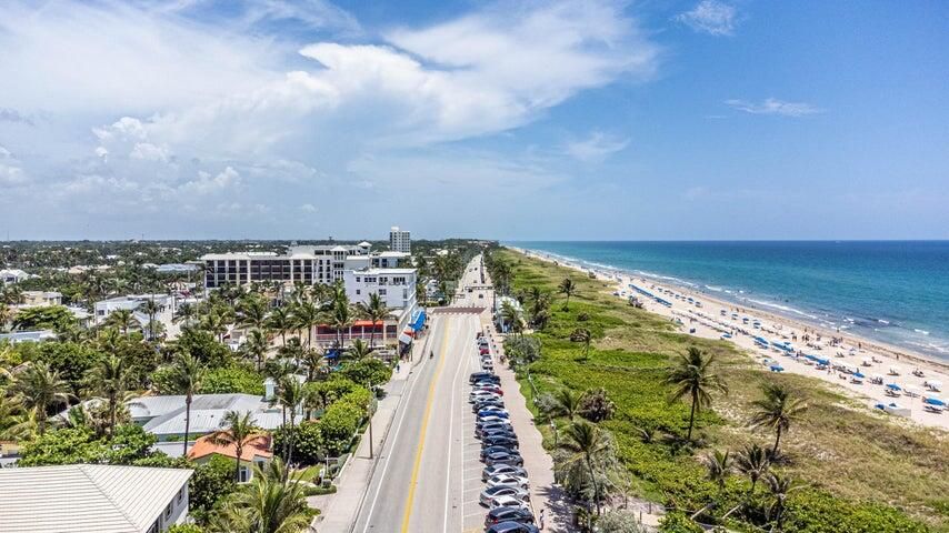 For Sale: $315,000 (2 beds, 2 baths, 908 Square Feet)