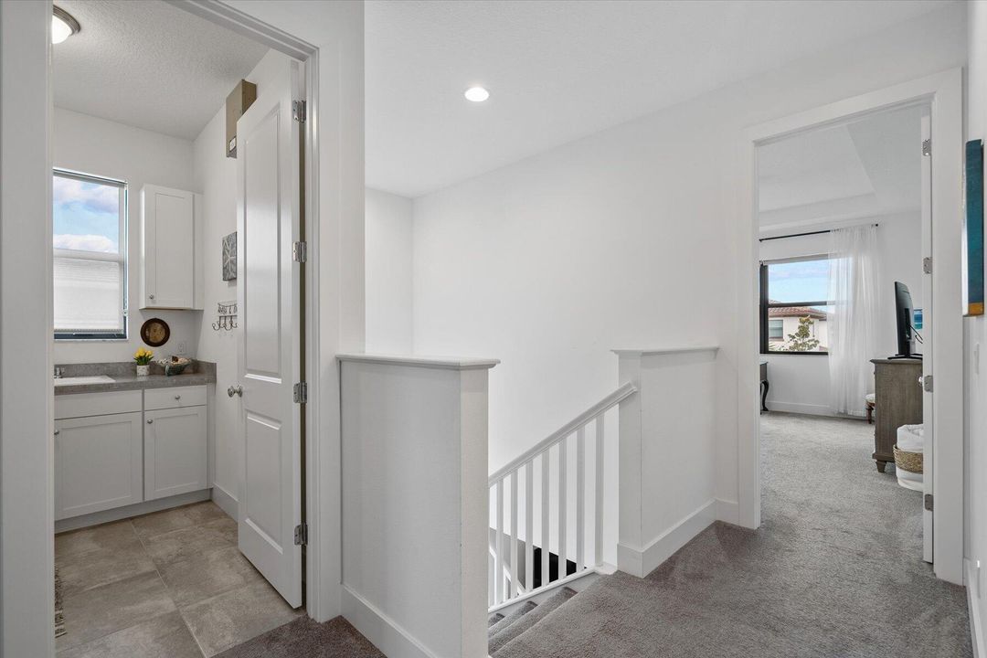 En Venta: $1,399,000 (4 camas, 3 baños, 2688 Pies cuadrados)