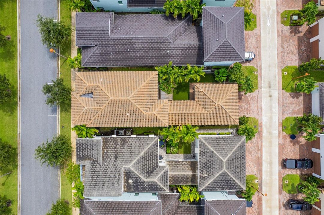 En Venta: $1,399,000 (4 camas, 3 baños, 2688 Pies cuadrados)