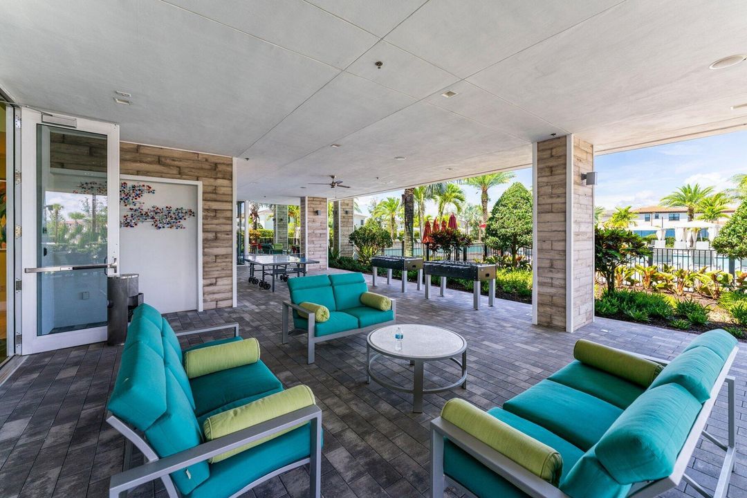 En Venta: $1,399,000 (4 camas, 3 baños, 2688 Pies cuadrados)