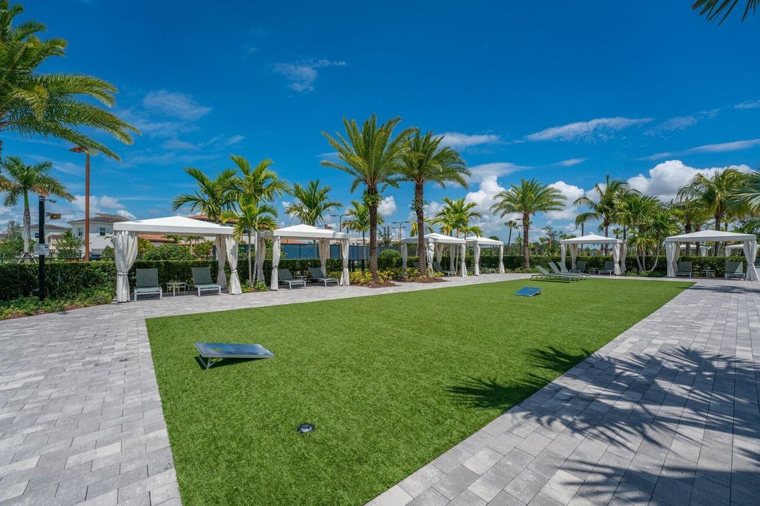 En Venta: $1,399,000 (4 camas, 3 baños, 2688 Pies cuadrados)