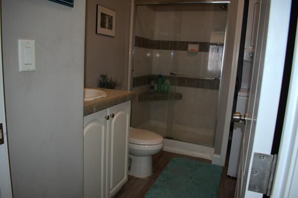 For Sale: $65,000 (1 beds, 1 baths, 900 Square Feet)