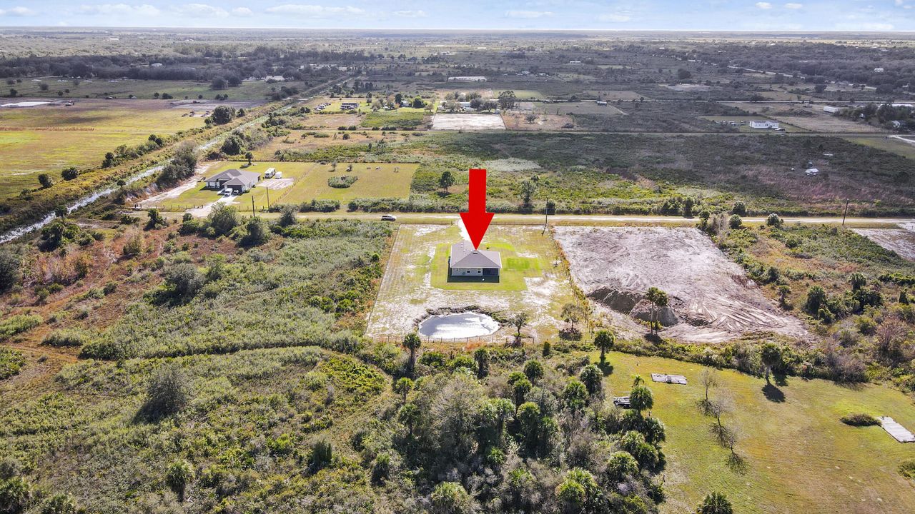 For Sale: $389,900 (3 beds, 2 baths, 1472 Square Feet)