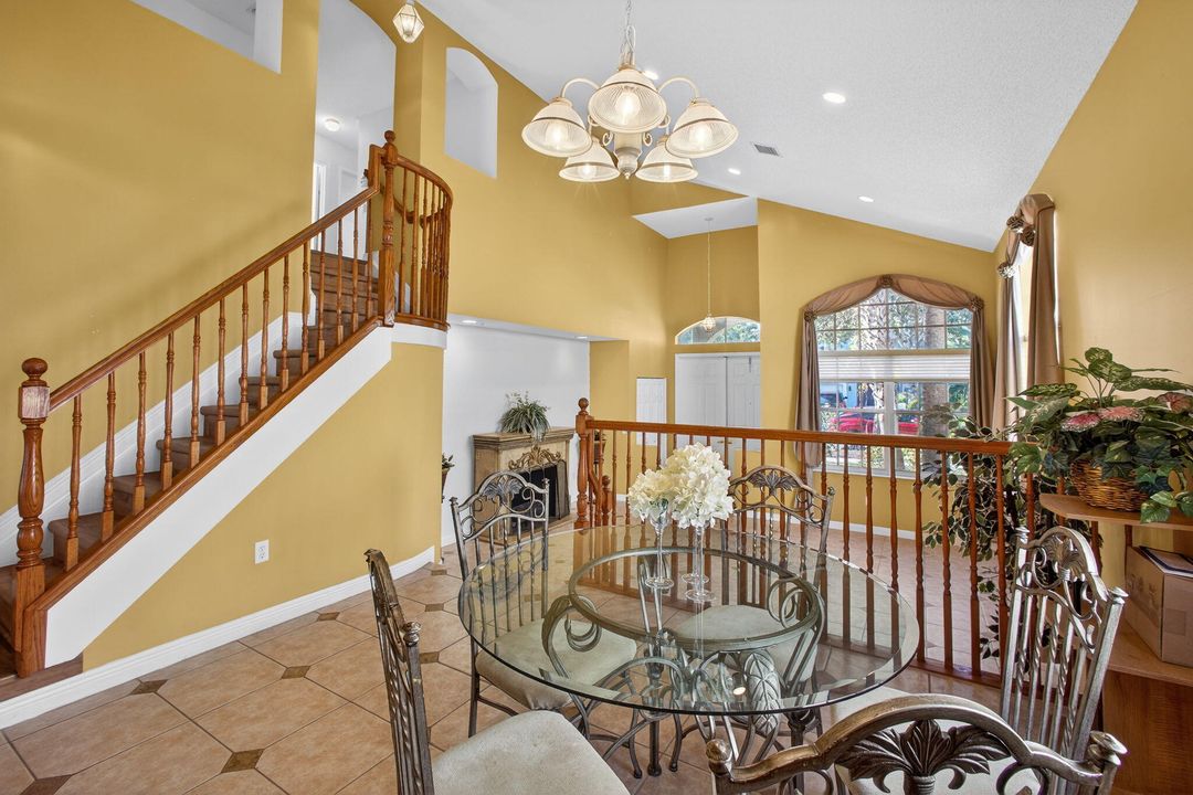 En Venta: $650,000 (4 camas, 3 baños, 3037 Pies cuadrados)