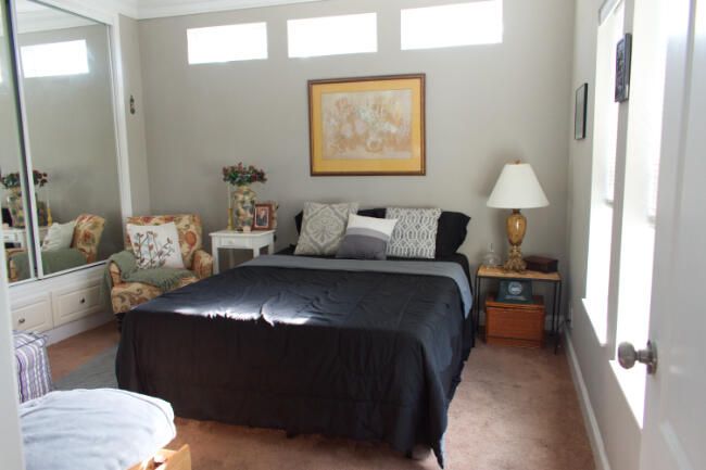 For Sale: $65,000 (1 beds, 1 baths, 900 Square Feet)