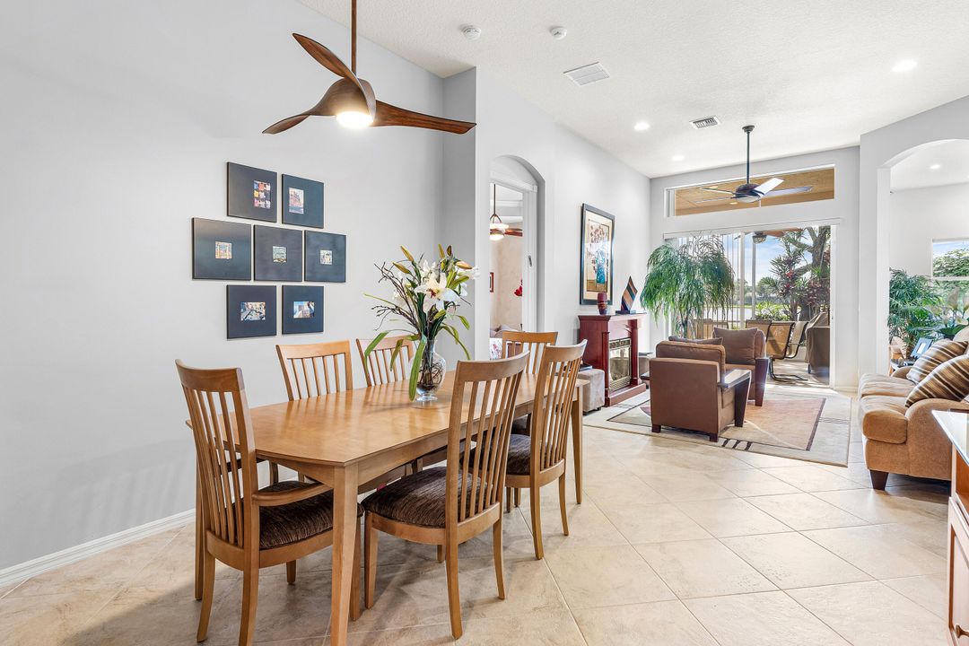 待售: $549,000 (3 贝兹, 2 浴室, 2053 平方英尺)