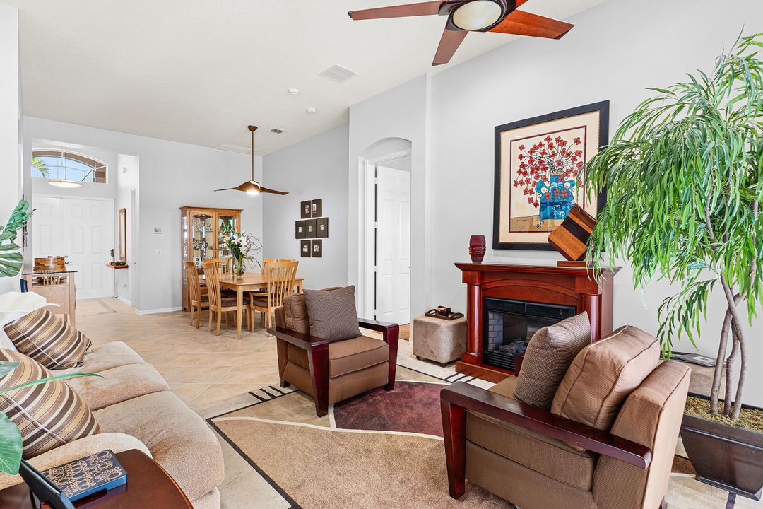 待售: $549,000 (3 贝兹, 2 浴室, 2053 平方英尺)