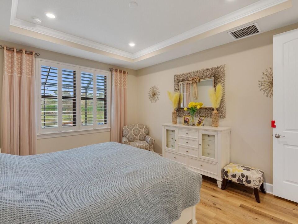 待售: $699,000 (2 贝兹, 2 浴室, 1907 平方英尺)