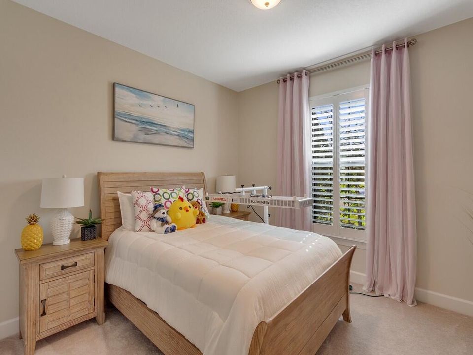 待售: $699,000 (2 贝兹, 2 浴室, 1907 平方英尺)