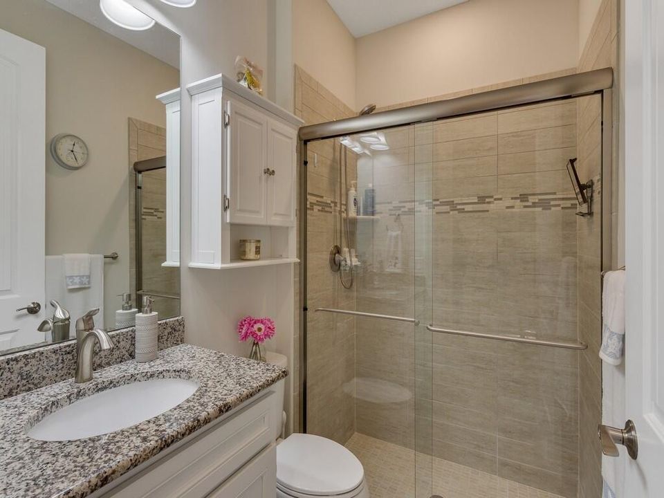 待售: $699,000 (2 贝兹, 2 浴室, 1907 平方英尺)