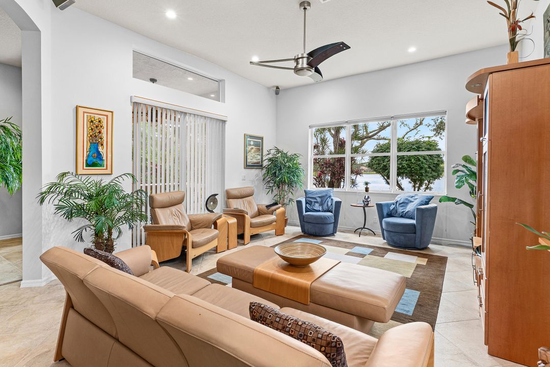 待售: $549,000 (3 贝兹, 2 浴室, 2053 平方英尺)