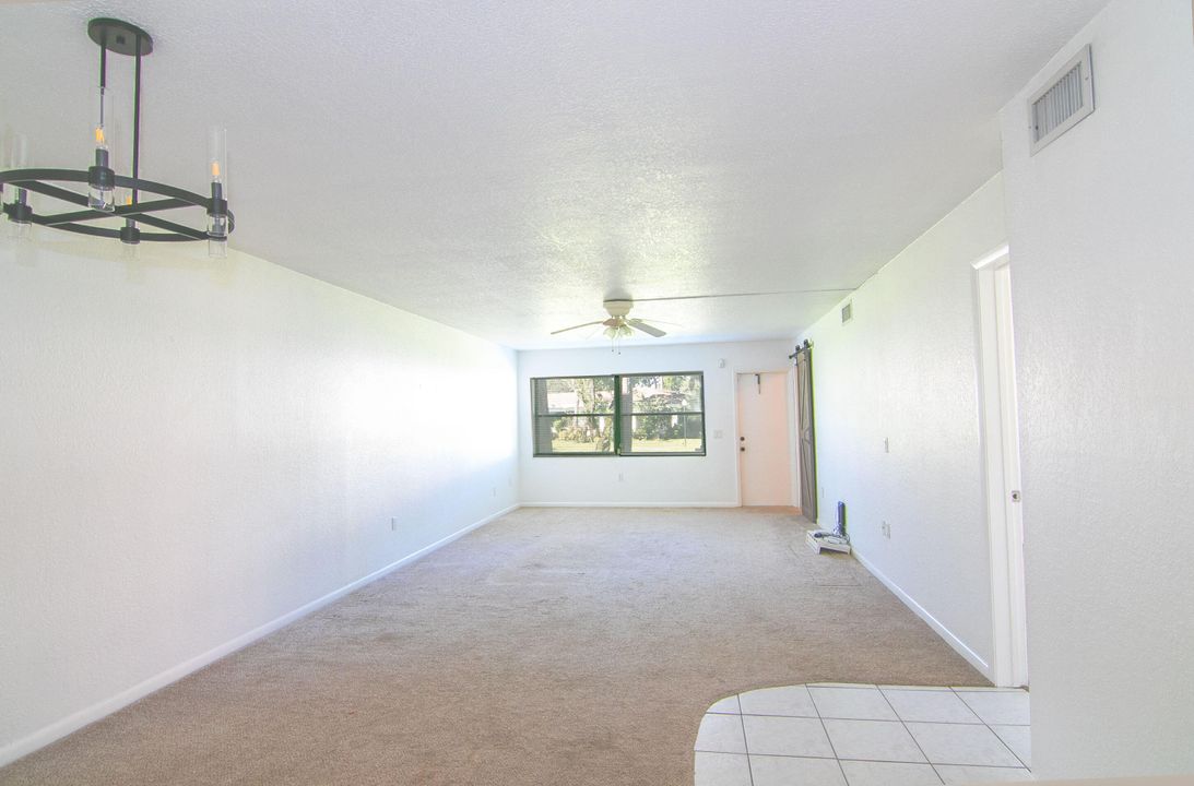 For Sale: $289,900 (2 beds, 2 baths, 1348 Square Feet)
