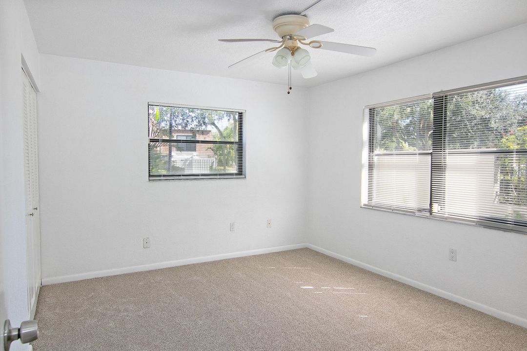 For Sale: $289,900 (2 beds, 2 baths, 1348 Square Feet)
