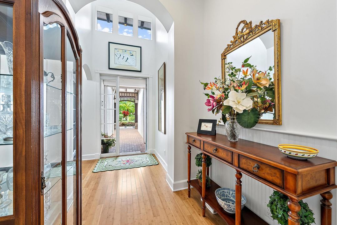 На продажу: $1,295,000 (4 спален, 4 ванн, 2402 Квадратных фут)