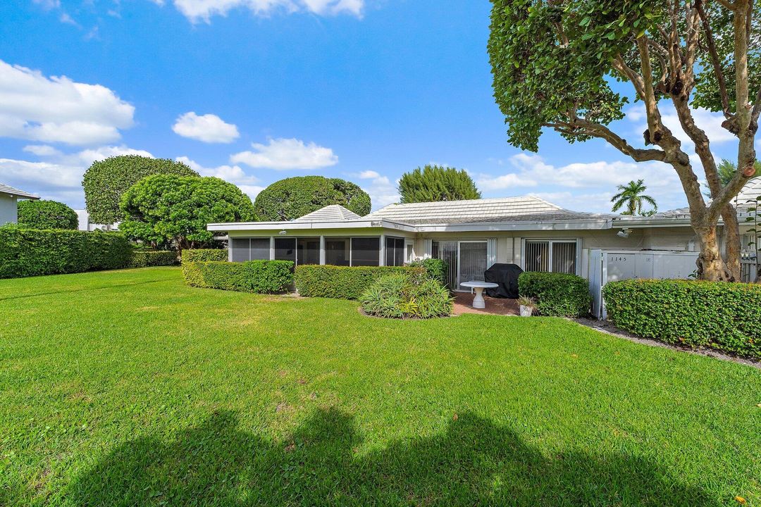 待售: $699,000 (2 贝兹, 2 浴室, 1035 平方英尺)