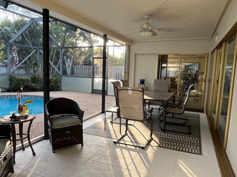 На продажу: $695,000 (2 спален, 2 ванн, 1284 Квадратных фут)