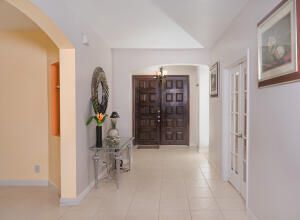 En Venta: $665,000 (4 camas, 3 baños, 3155 Pies cuadrados)