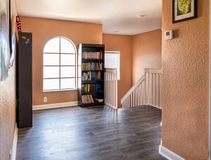 En Venta: $665,000 (4 camas, 3 baños, 3155 Pies cuadrados)