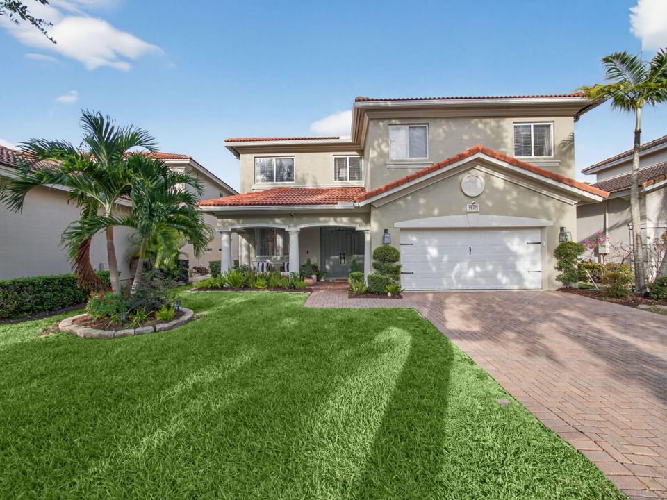 For Sale: $825,000 (4 beds, 2 baths, 3006 Square Feet)