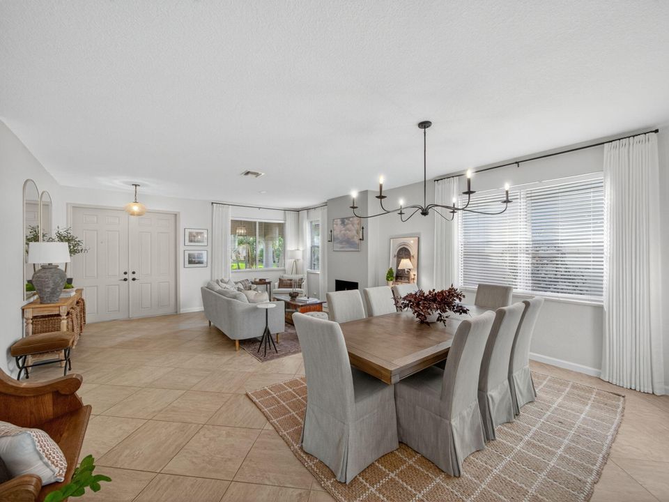 For Sale: $825,000 (4 beds, 2 baths, 3006 Square Feet)