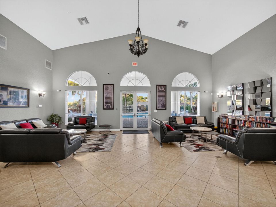 For Sale: $825,000 (4 beds, 2 baths, 3006 Square Feet)