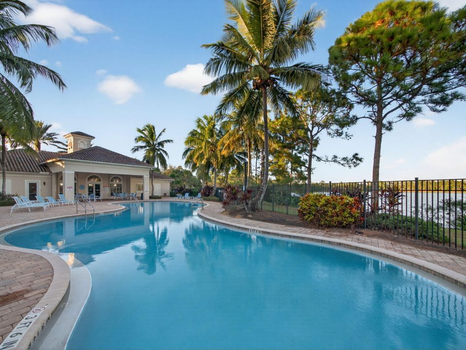 For Sale: $825,000 (4 beds, 2 baths, 3006 Square Feet)