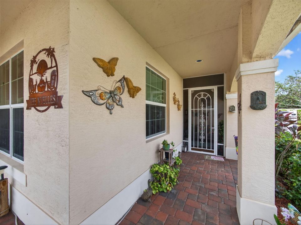 На продажу: $455,000 (2 спален, 2 ванн, 2024 Квадратных фут)