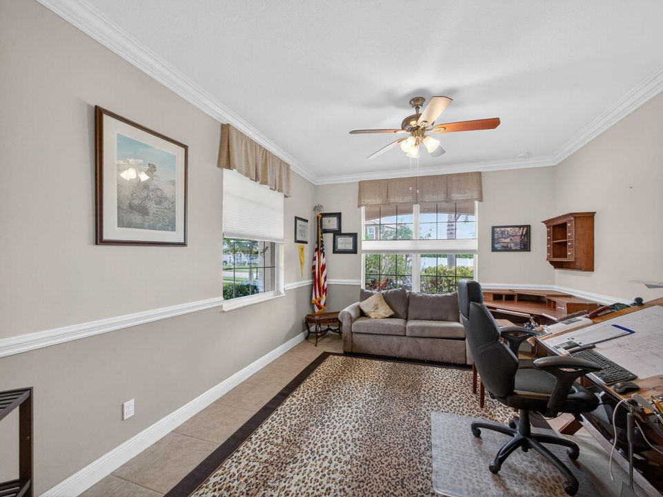 На продажу: $455,000 (2 спален, 2 ванн, 2024 Квадратных фут)