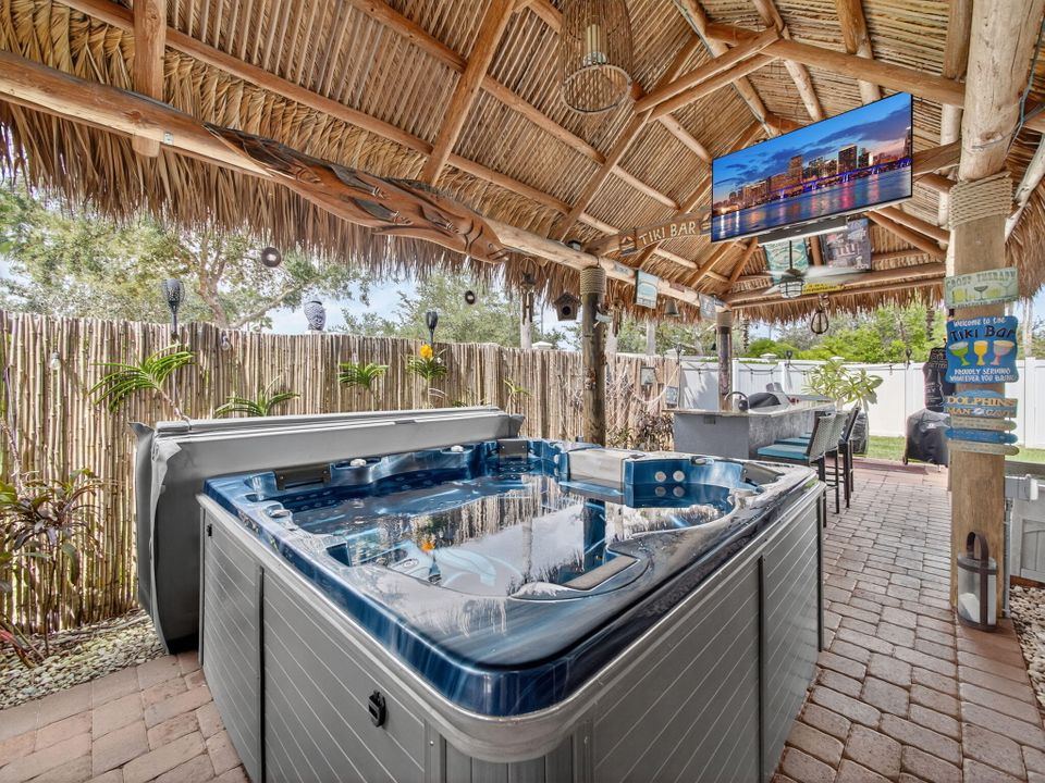 На продажу: $455,000 (2 спален, 2 ванн, 2024 Квадратных фут)