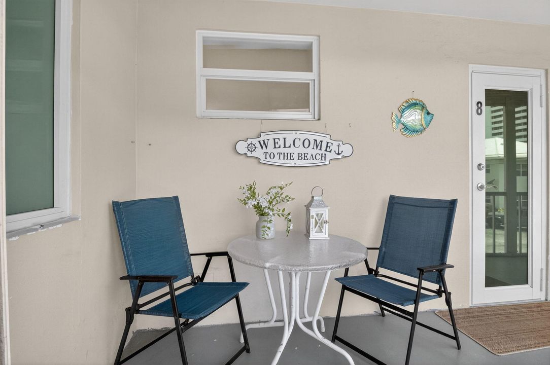 待售: $289,000 (1 贝兹, 1 浴室, 670 平方英尺)