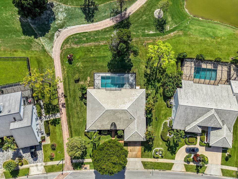 合同活跃: $1,000,000 (3 贝兹, 2 浴室, 2505 平方英尺)