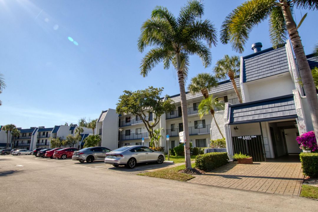 待售: $210,000 (2 贝兹, 2 浴室, 1225 平方英尺)