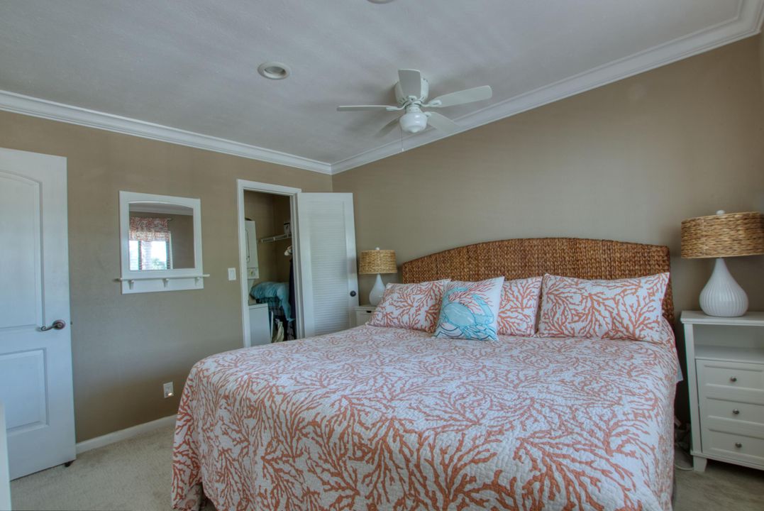 待售: $210,000 (2 贝兹, 2 浴室, 1225 平方英尺)