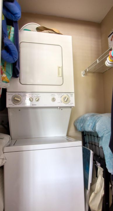 待售: $210,000 (2 贝兹, 2 浴室, 1225 平方英尺)