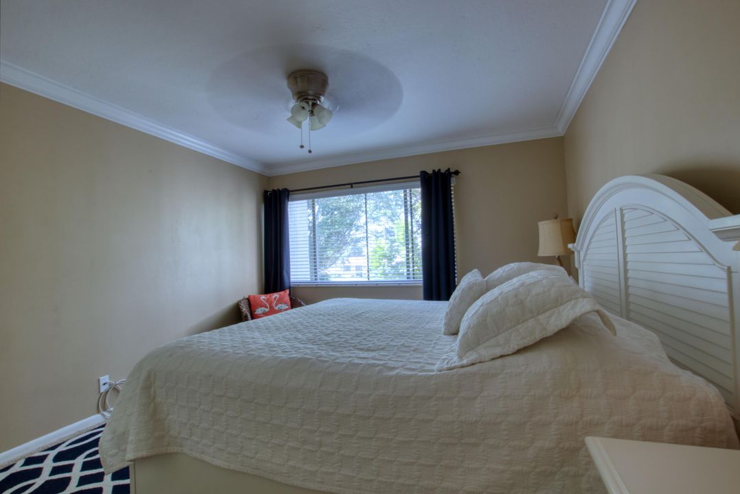 待售: $210,000 (2 贝兹, 2 浴室, 1225 平方英尺)