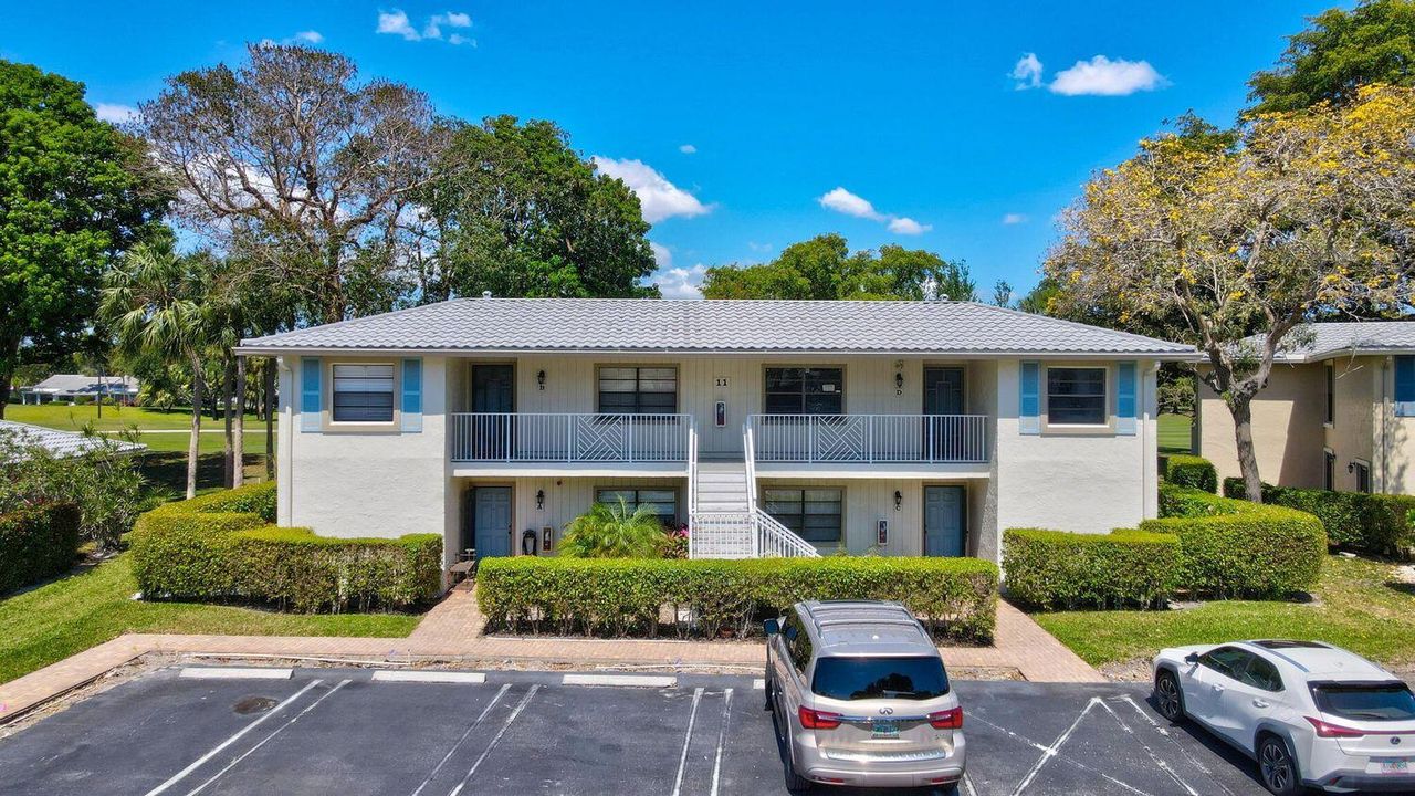 Active With Contract: $79,900 (2 beds, 2 baths, 1562 Square Feet)