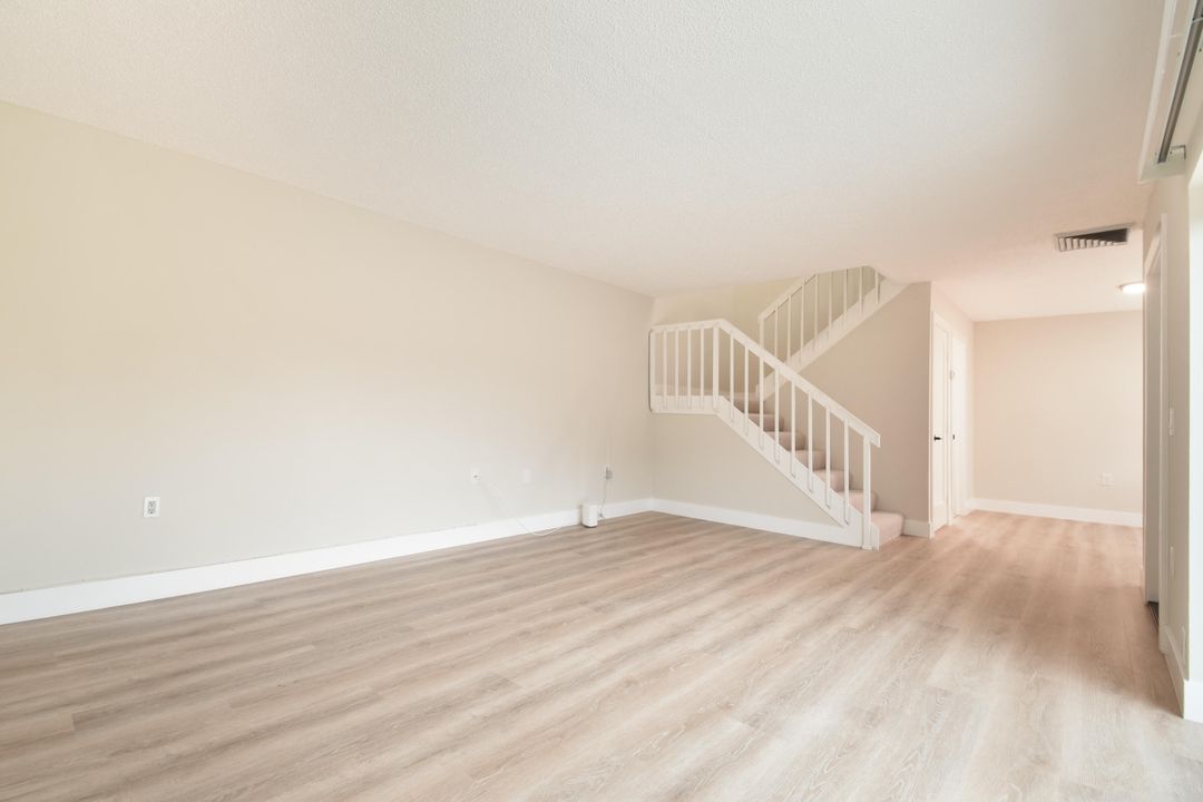 For Rent: $3,000 (3 beds, 2 baths, 1596 Square Feet)