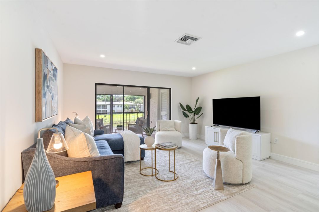 Active With Contract: $74,900 (2 beds, 2 baths, 1496 Square Feet)