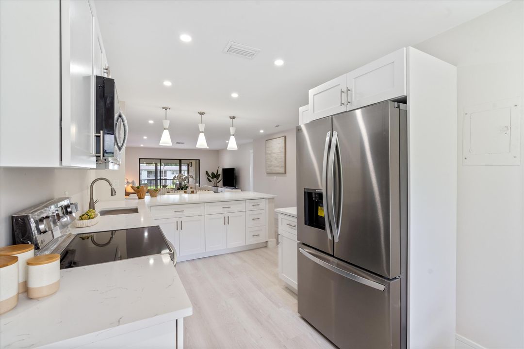 Active With Contract: $74,900 (2 beds, 2 baths, 1496 Square Feet)